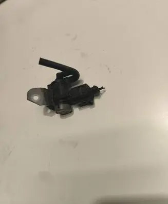 Volkswagen Caddy Turbo solenoid valve 1K0906283A