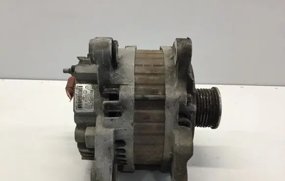Renault Laguna II Generator/alternator 8200654785
