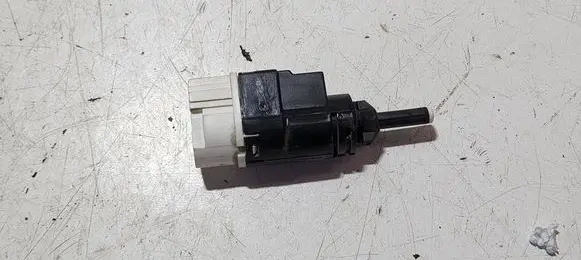 Dacia Sandero II Brake pedal sensor switch 253206170R