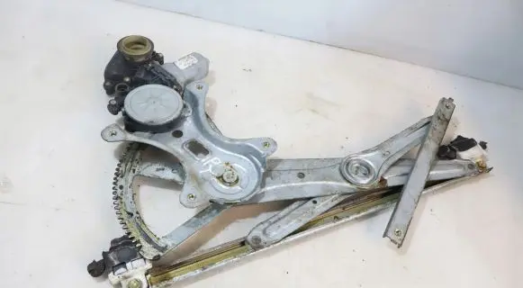 Toyota Corolla E120 E130 Rear window lifting mechanism without motor