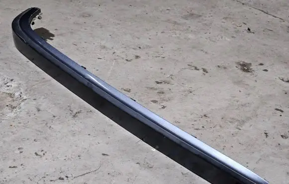 BMW 7 E38 Rear bumper trim bar molding 51128125412