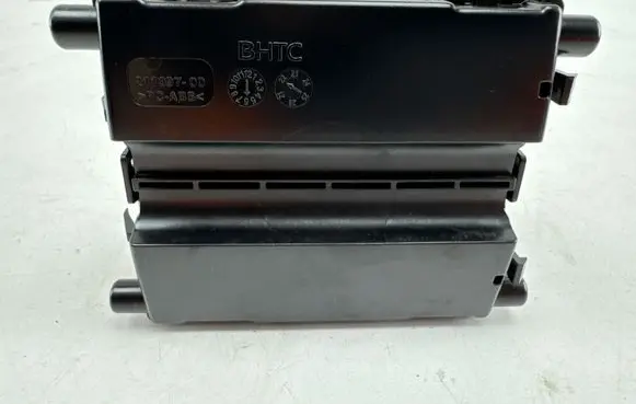 Mercedes-Benz EQC Air conditioner control unit module A0009007426