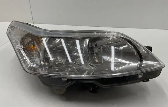 Citroen C4 I Headlight/headlamp 9646893880 89900032 89009406