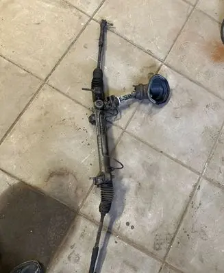 Toyota Corolla Verso AR10 Steering rack
