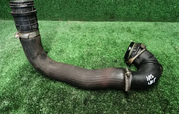 Opel Insignia A Intercooler hose/pipe