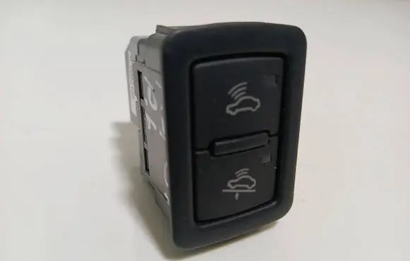 Audi A4 S4 B8 8K Alarm switch 4F0962109