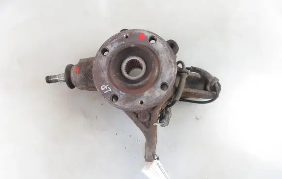 Peugeot 308 Front wheel hub spindle knuckle 
