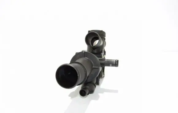 Ford C-MAX I Thermostat housing 9656182980