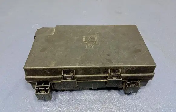 Jeep Grand Cherokee Fuse box set 68425203AB