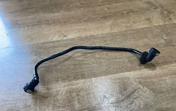 Jaguar XE Fuel line pipe GX737T504BA
