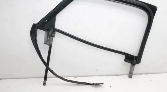 Audi A8 S8 D3 4E Rubber seal rear door 319901