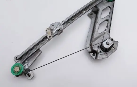 Opel Corsa B Rear door window regulator with motor 90389535