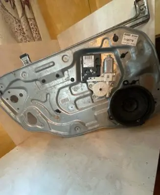 Volvo V50 Sliding door window regulator with motor 8679080