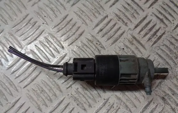 Ford Mondeo MK IV Windscreen/windshield washer pump