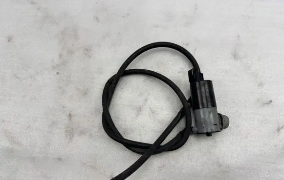 Volvo XC90 Windscreen/windshield washer pump 1019873001