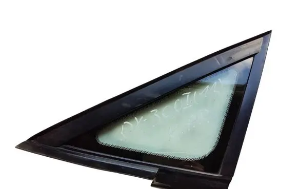 Lexus RX 300 Front triangle window/glass NSGM508