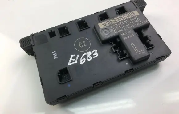Mercedes-Benz C W203 Other control units/modules 2038209185