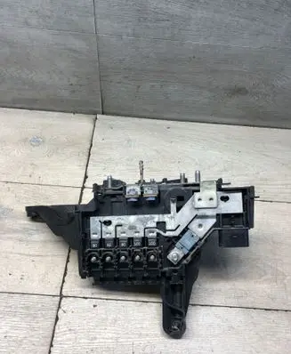 Mercedes-Benz E W213 Fuse box set A2135403439 190702 0733