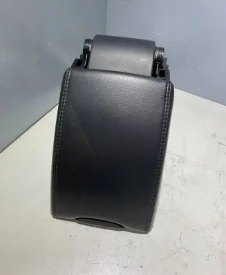 Volvo S60 Armrest 30755587 307918