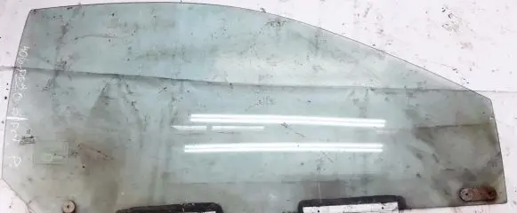 Peugeot 406 Front door window glass four-door