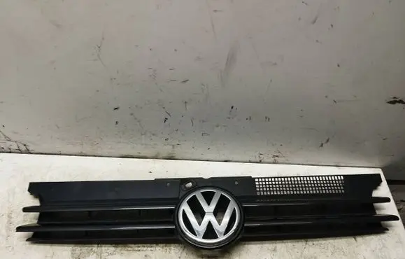 Volkswagen PASSAT B4 Front grill