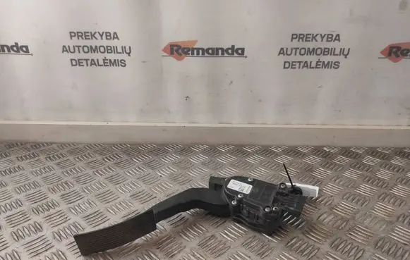 Nissan Pathfinder R51 Accelerator throttle pedal 6PV93390101 18002EA000