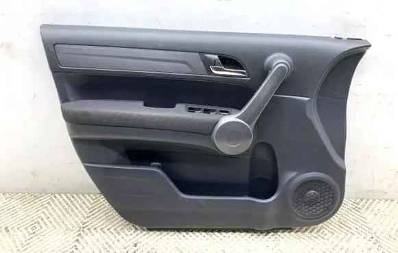 Honda CR-V Front door card panel trim