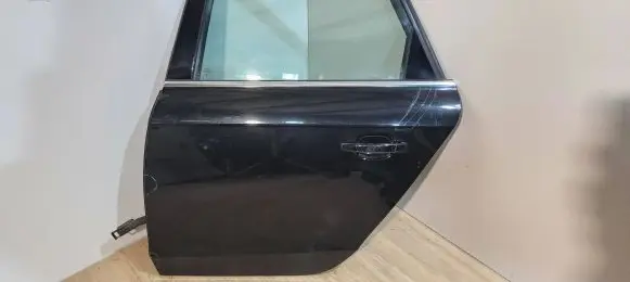 Audi A4 S4 B8 8K Rear door