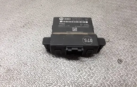 Volkswagen PASSAT B6 Gateway control module 3C0907530C 3C0907951A