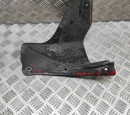 Mitsubishi 3000 GT Pickup box liner XB640681