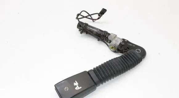 BMW 6 E63 E64 Front seatbelt buckle 9119551