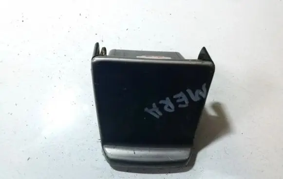 Nissan Primera Car ashtray 688009f000 688002f900