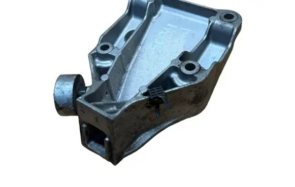 BMW 5 F10 F11 Engine mounting bracket 22116777623 6777623 13992010