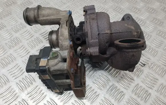 Ford Focus Turbo 4M5Q6K682AF