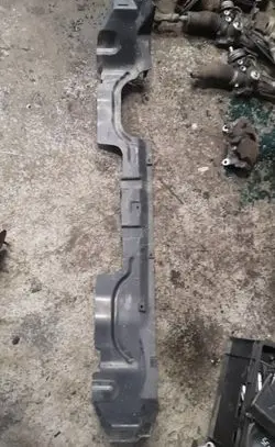 Seat Altea XL Rear bumper support beam 5p5825189b