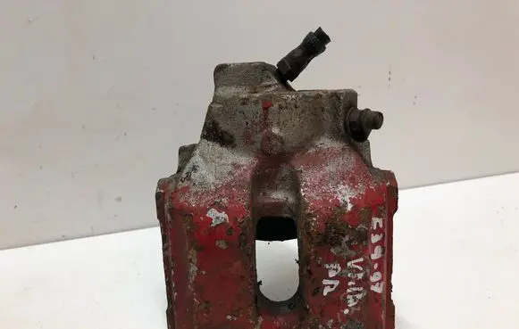 BMW 5 E39 Front brake caliper