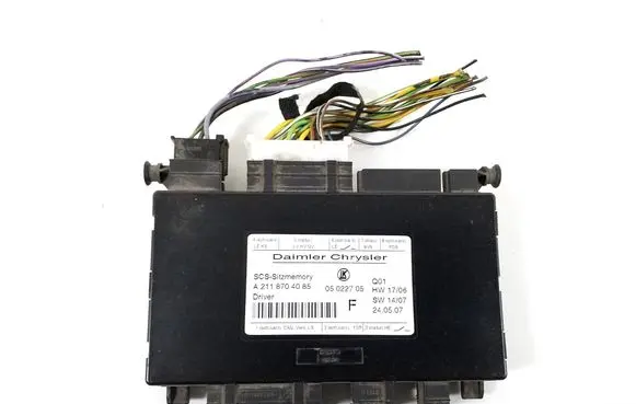 Mercedes-Benz CLS C219 Seat control module A2118704085
