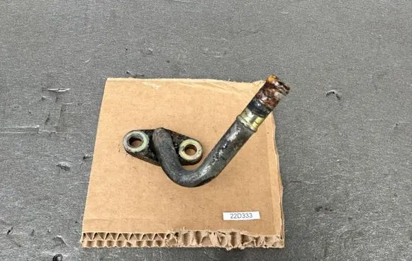 Nissan King Cab, Navara Oil cooling pipe 14075VK500