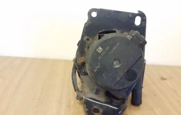 Opel Vectra B Secondary air pump 90530018 96T187 72186020