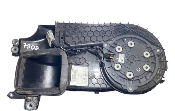 Ford C-MAX II Hybrid/electric vehicle battery fan FM5810C709C T1016326U