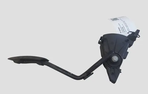 Jaguar XF X250 Accelerator throttle pedal 8X239F832A