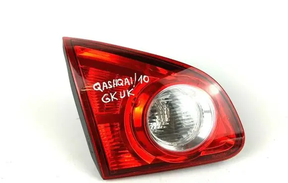 Nissan Qashqai+2 Tailgate rear/tail lights 26555JD800