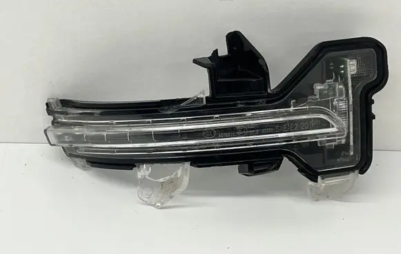 Mitsubishi Outlander IV Front door wing mirror part 62581SAEE220 A076976
