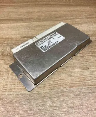 Mercedes-Benz C W202 ABS control unit/module 0195453132 100945615214
