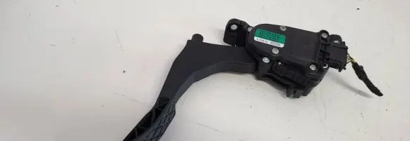 Skoda Fabia Mk2 (5J) Accelerator throttle pedal 6Q1721503M 6PV00849641