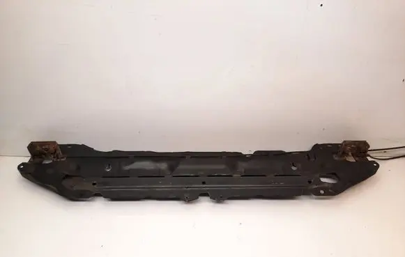 BMW 5 E60 E61 Top upper radiator support slam panel 7033741