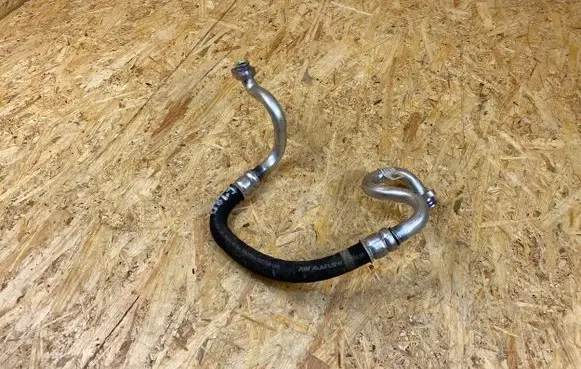 Jaguar F-Pace Air conditioning (A/C) pipe/hose HX7319N602BB