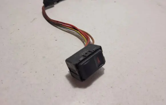 Audi A3 S3 8L Central locking switch button 8L0962107