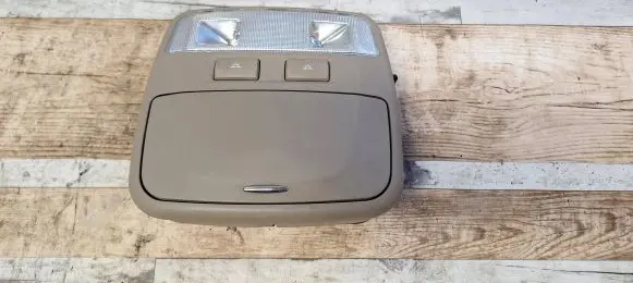 Hyundai Santa Fe Front seat light