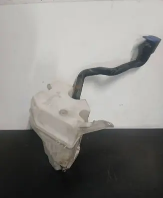 Volvo V70 Windshield washer fluid reservoir/tank 30784233 T655D 30784234